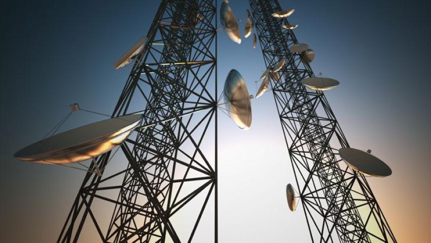 Telecommunications tower maintenance